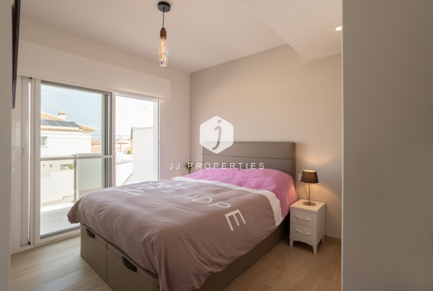 Tweedehands - Appartement / flat -
San Miguel de Salinas - Inland