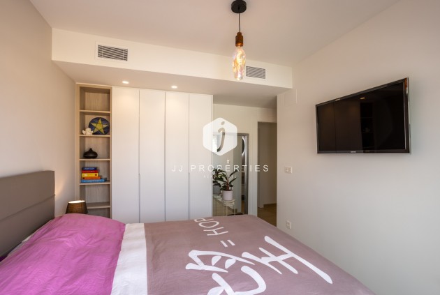 Tweedehands - Appartement / flat -
San Miguel de Salinas - Inland