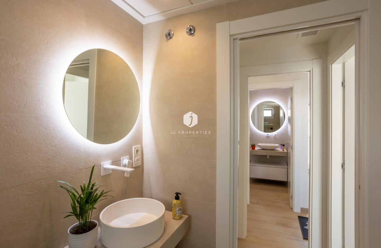 Tweedehands - Appartement / flat -
San Miguel de Salinas - Inland