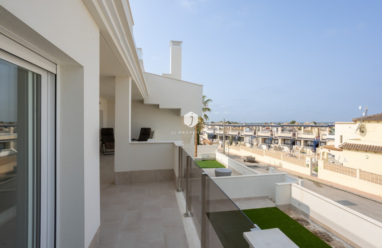 Tweedehands - Appartement / flat -
San Miguel de Salinas - Inland