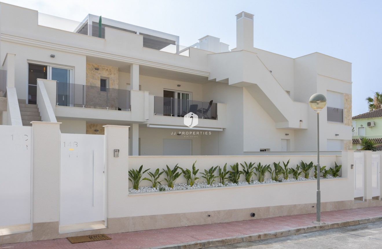 Tweedehands - Appartement / flat -
San Miguel de Salinas - Inland