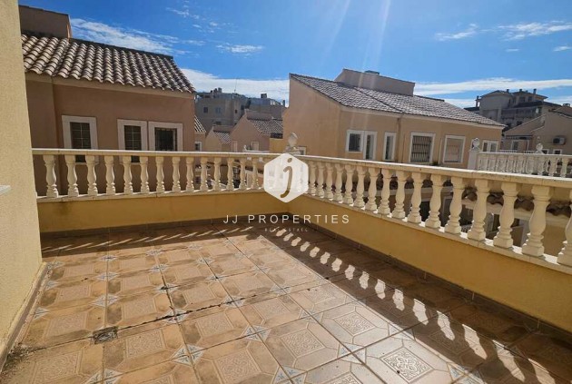 Tweedehands - Villa -
Guardamar del Segura - Campomar