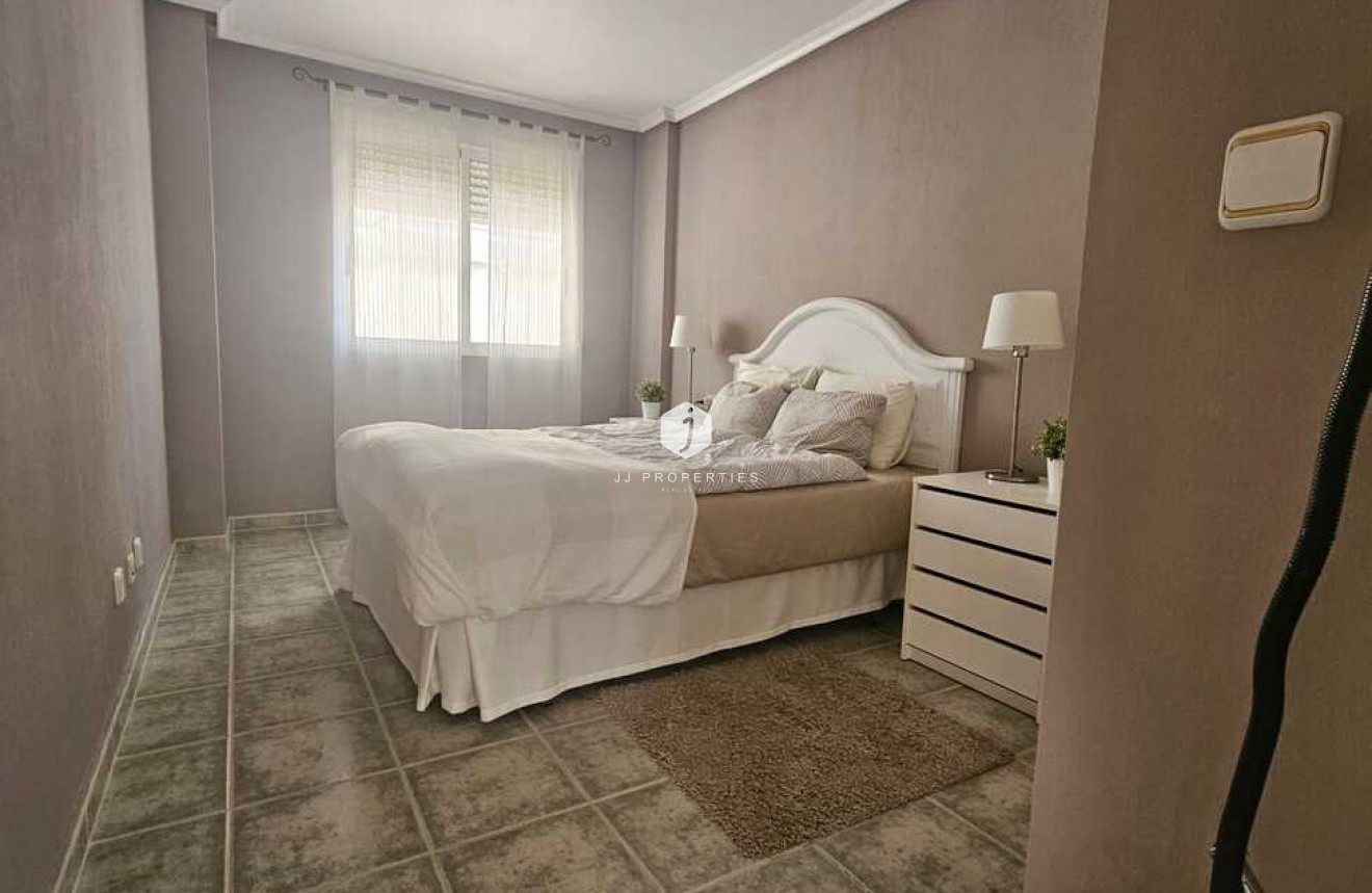 Tweedehands - Villa -
Guardamar del Segura - Campomar