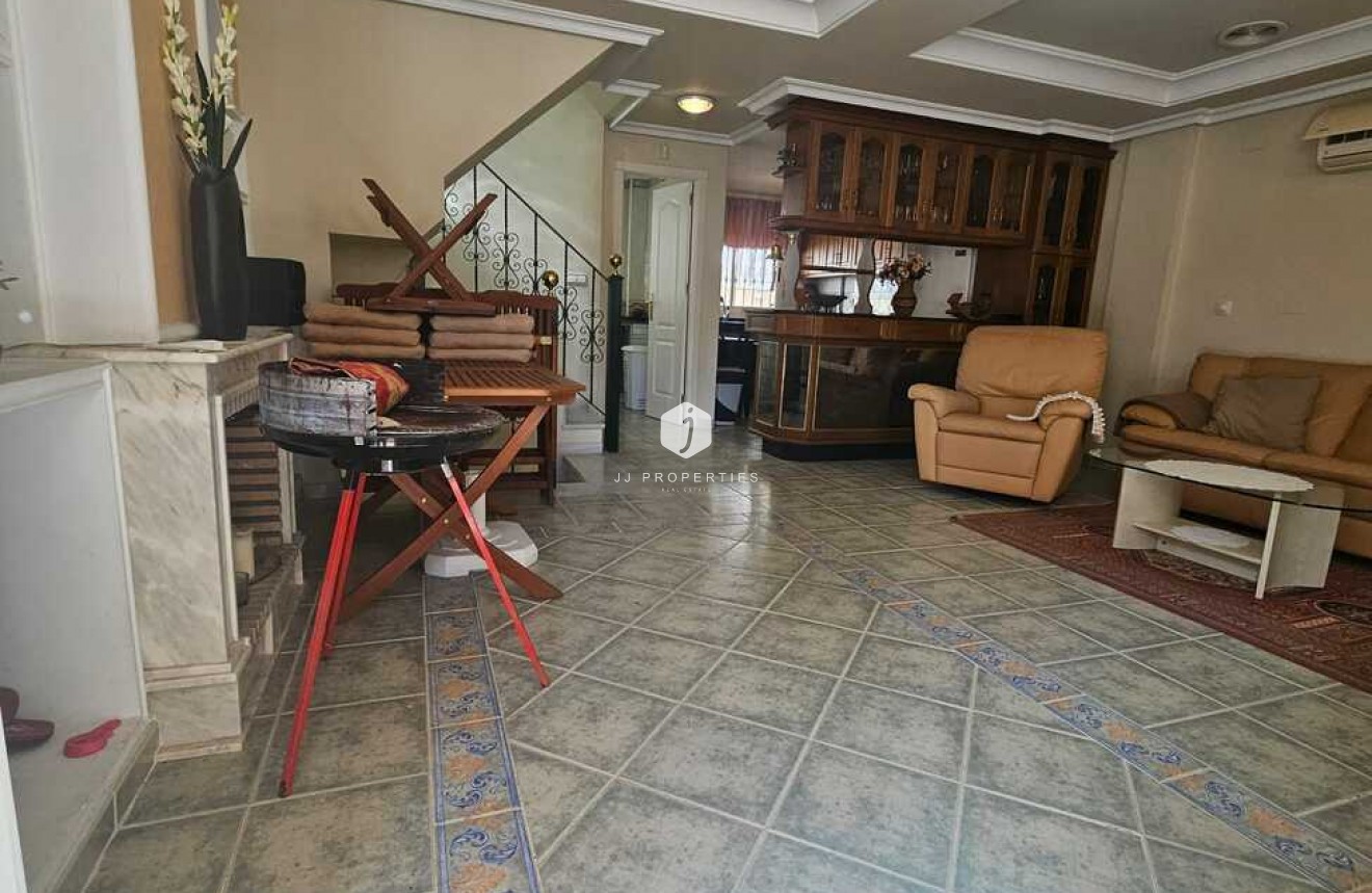 Tweedehands - Villa -
Guardamar del Segura - Campomar