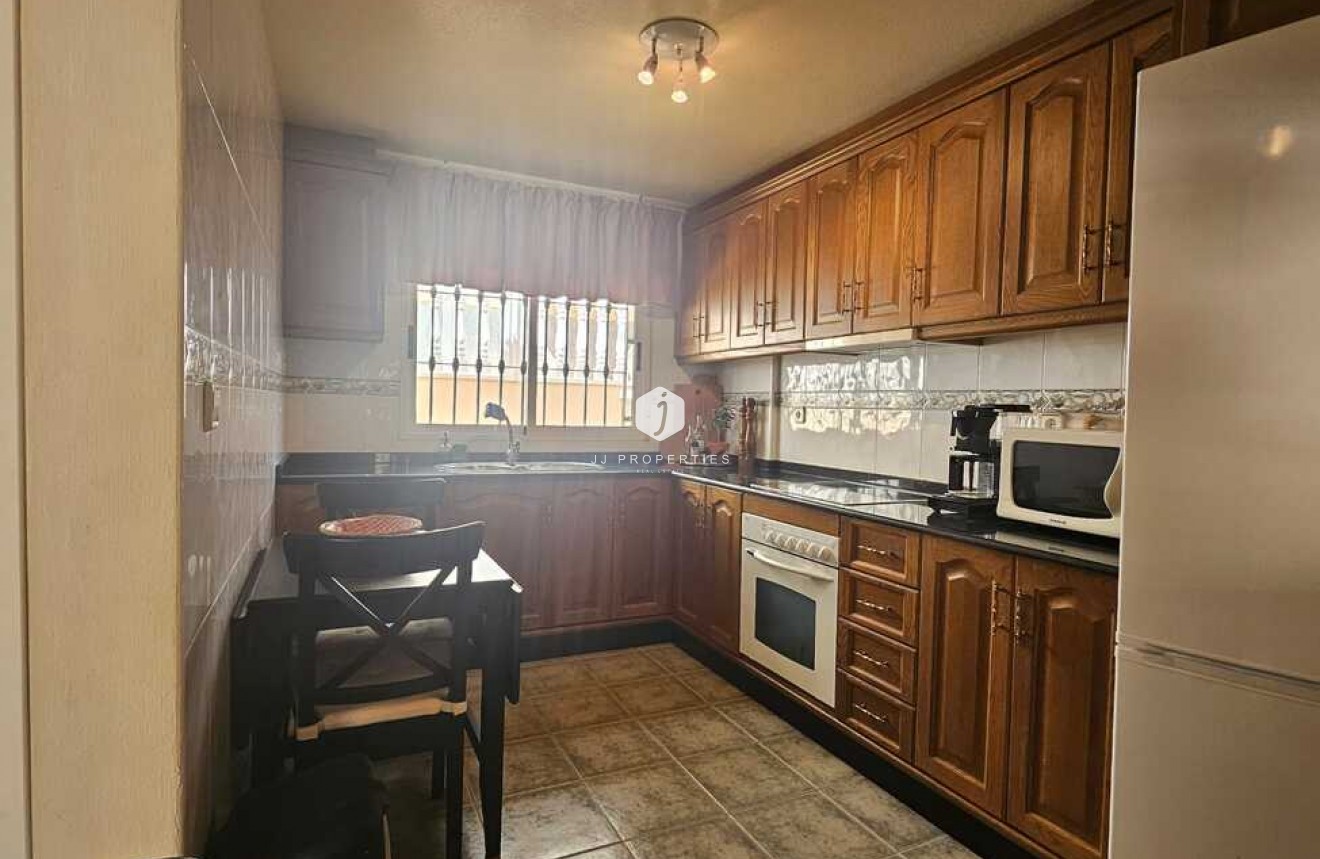 Tweedehands - Villa -
Guardamar del Segura - Campomar