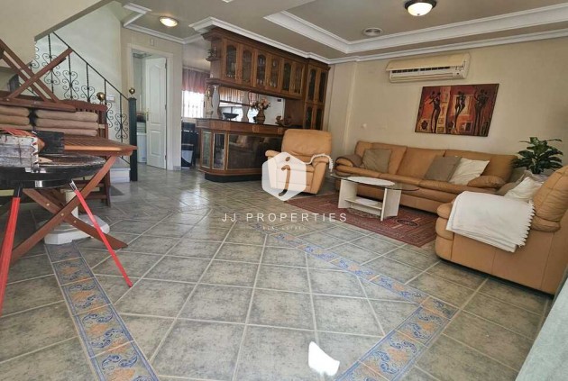 Tweedehands - Villa -
Guardamar del Segura - Campomar