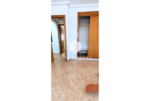 Tweedehands - Penthouse -
Torrevieja - Playa de los Locos