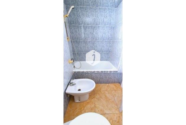 Tweedehands - Penthouse -
Torrevieja - Playa de los Locos