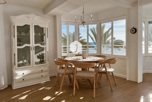 Tweedehands - Appartement / flat -
Torrevieja - Centro