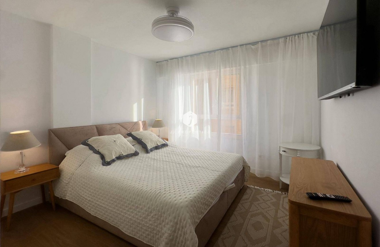 Tweedehands - Appartement / flat -
Torrevieja - Centro