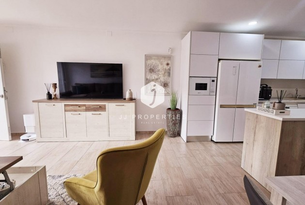 Tweedehands - duplex -
Torrevieja - La siesta