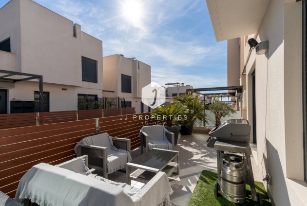 Tweedehands - Villa -
Torrevieja - Aguas Nuevas 2