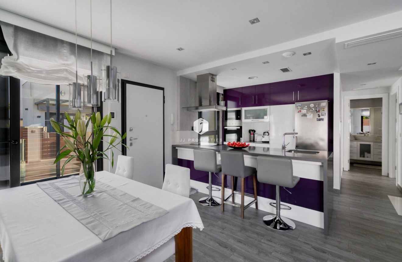 Tweedehands - Villa -
Torrevieja - Aguas Nuevas 2