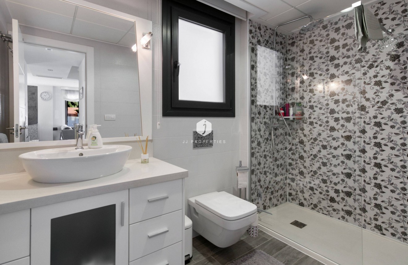 Tweedehands - Villa -
Torrevieja - Aguas Nuevas 2