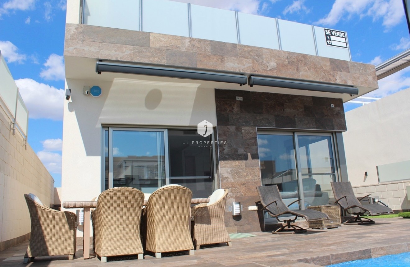 Tweedehands - Villa -
Orihuela Costa - Costa Blanca