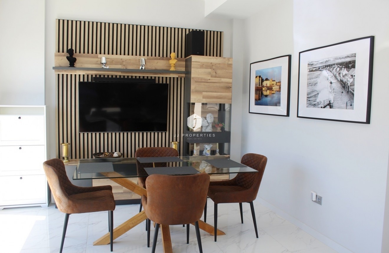 Tweedehands - Villa -
Orihuela Costa - Costa Blanca