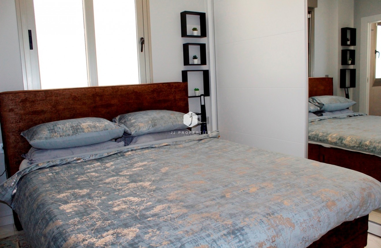 Tweedehands - Villa -
Orihuela Costa - Costa Blanca