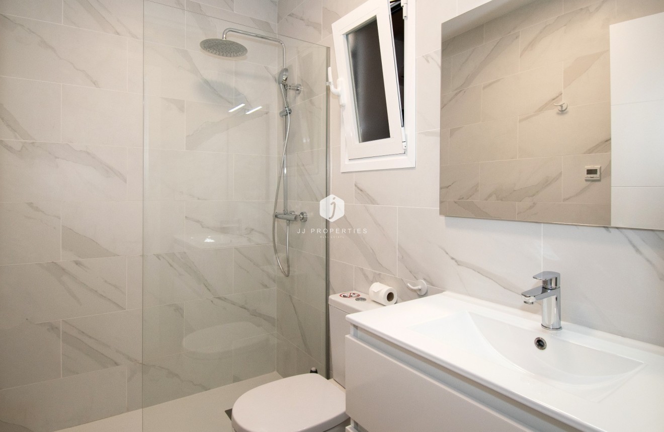 Tweedehands - Villa -
Orihuela Costa - Costa Blanca