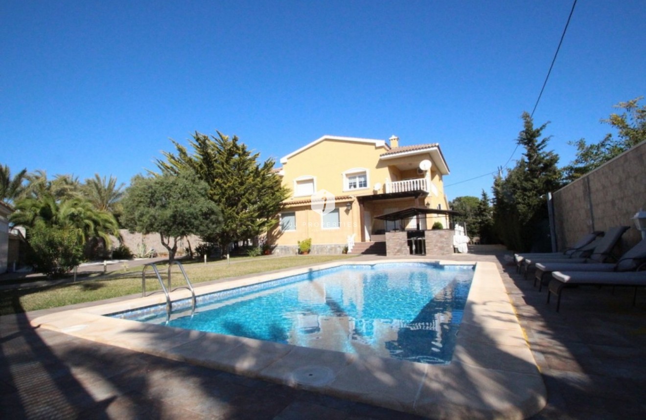 Tweedehands - Villa -
Orihuela Costa - Costa Blanca