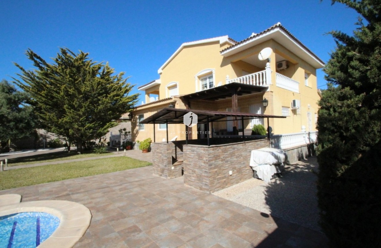 Tweedehands - Villa -
Orihuela Costa - Costa Blanca