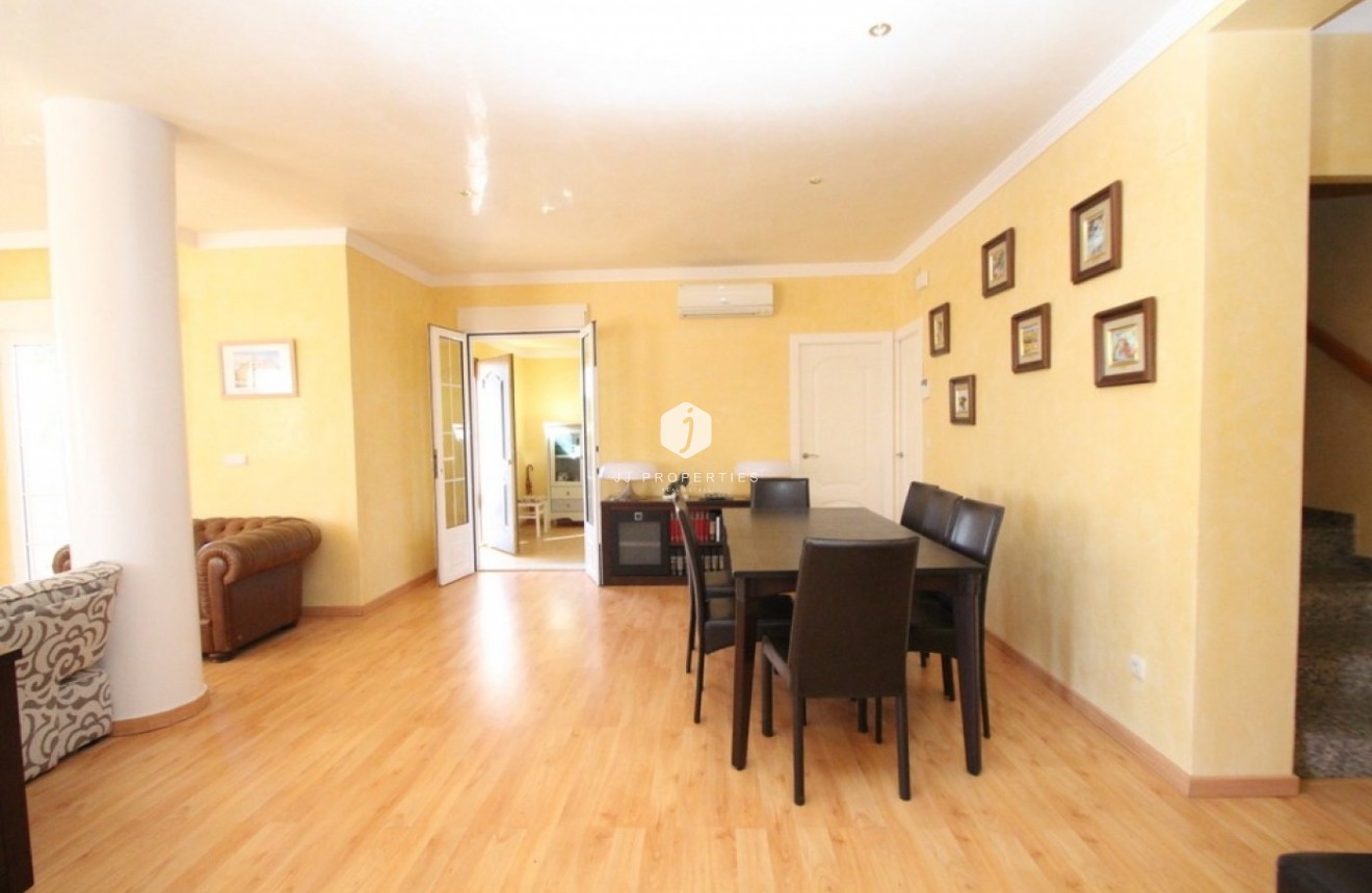 Tweedehands - Villa -
Orihuela Costa - Costa Blanca