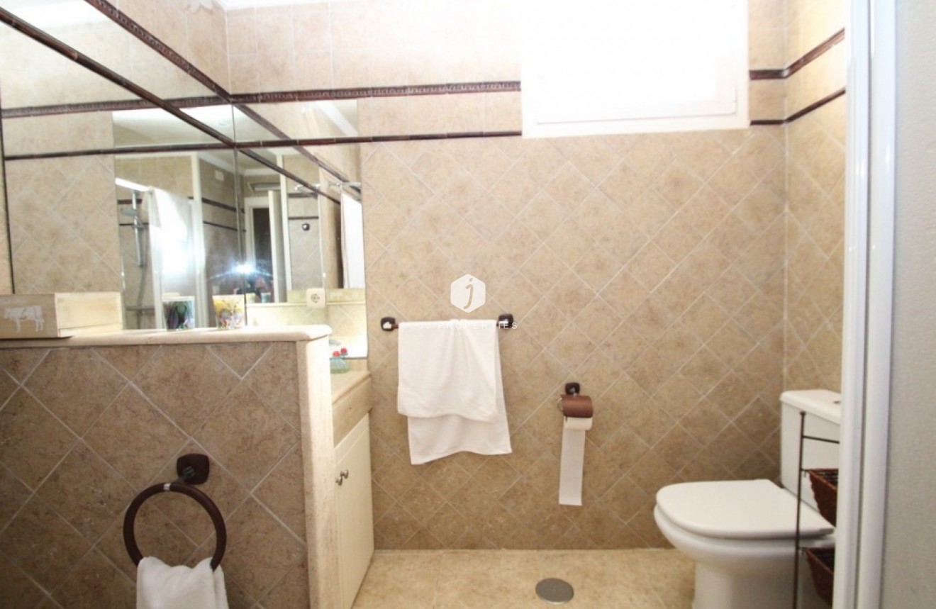 Tweedehands - Villa -
Orihuela Costa - Costa Blanca