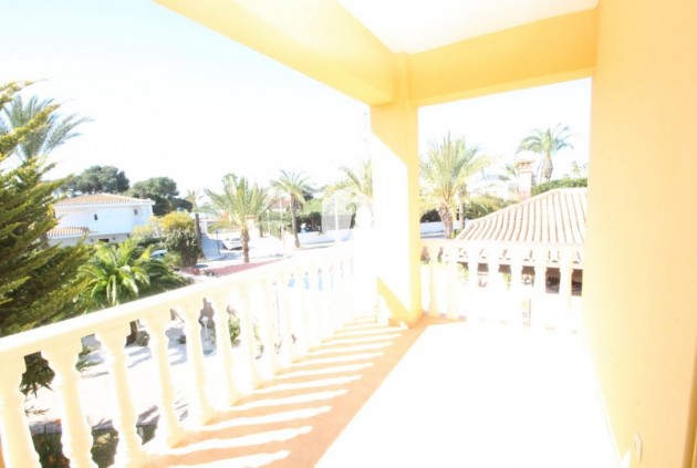 Tweedehands - Villa -
Orihuela Costa - Costa Blanca