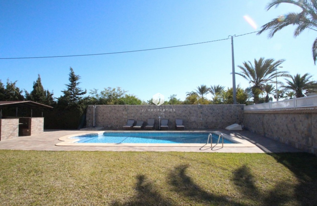 Tweedehands - Villa -
Orihuela Costa - Costa Blanca