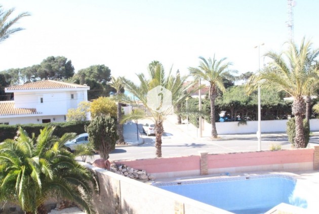 Tweedehands - Villa -
Orihuela Costa - Costa Blanca