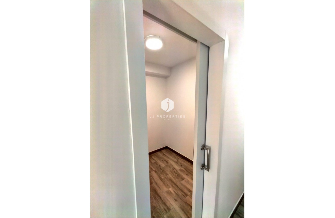 Resale - Apartment / flat -
Guardamar del Segura - Pinomar
