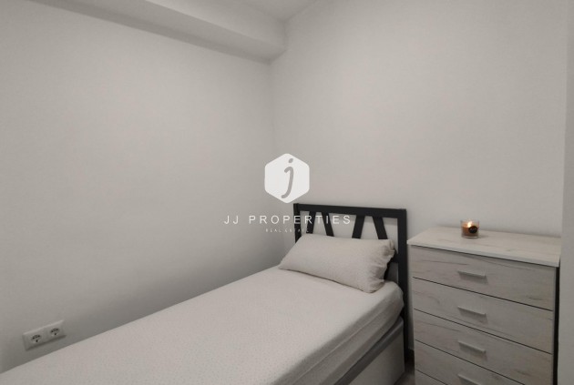 Resale - Apartment / flat -
Guardamar del Segura - Pinomar