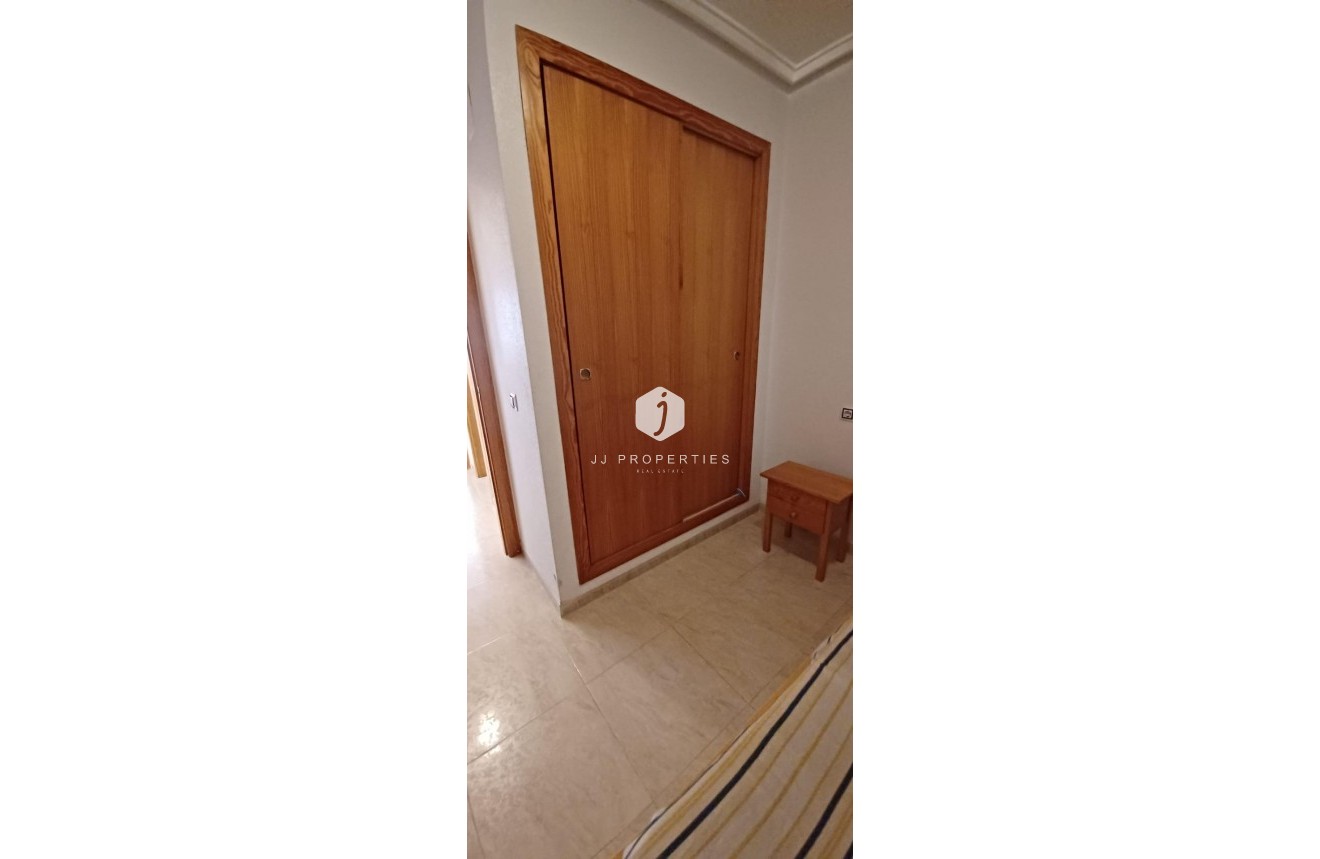 Tweedehands - Penthouse -
Torrevieja - El molino