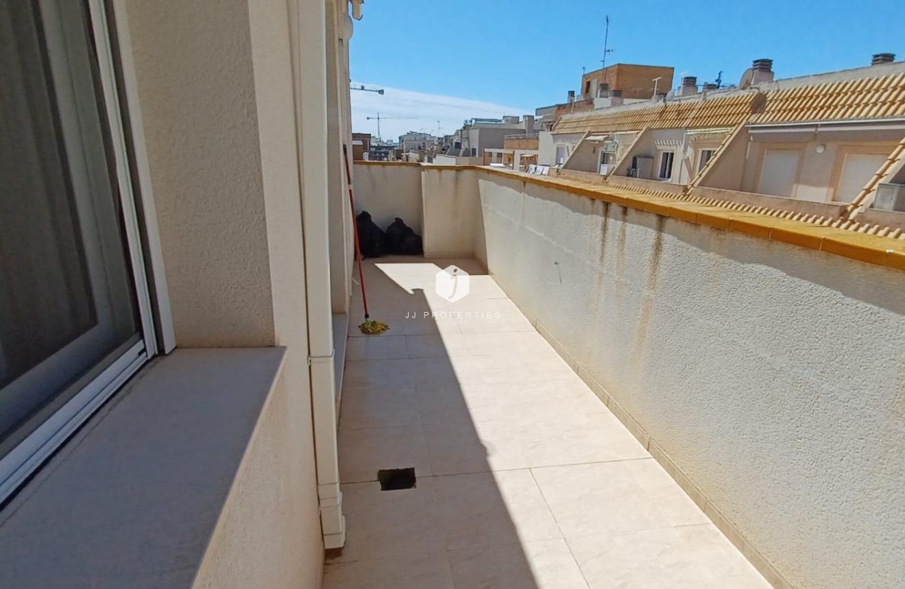Tweedehands - Penthouse -
Torrevieja - El molino