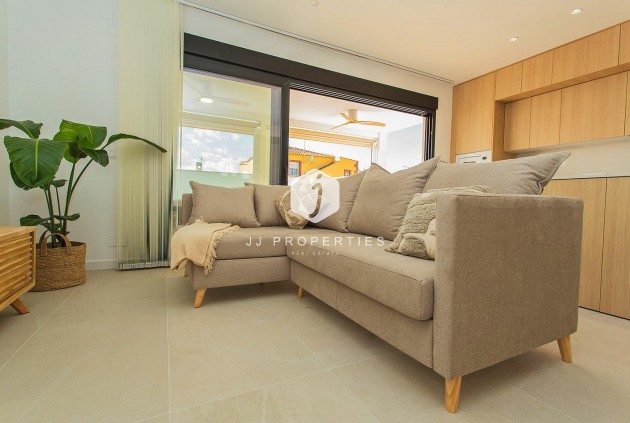 Segunda mano - Chalet -
Torrevieja - La siesta