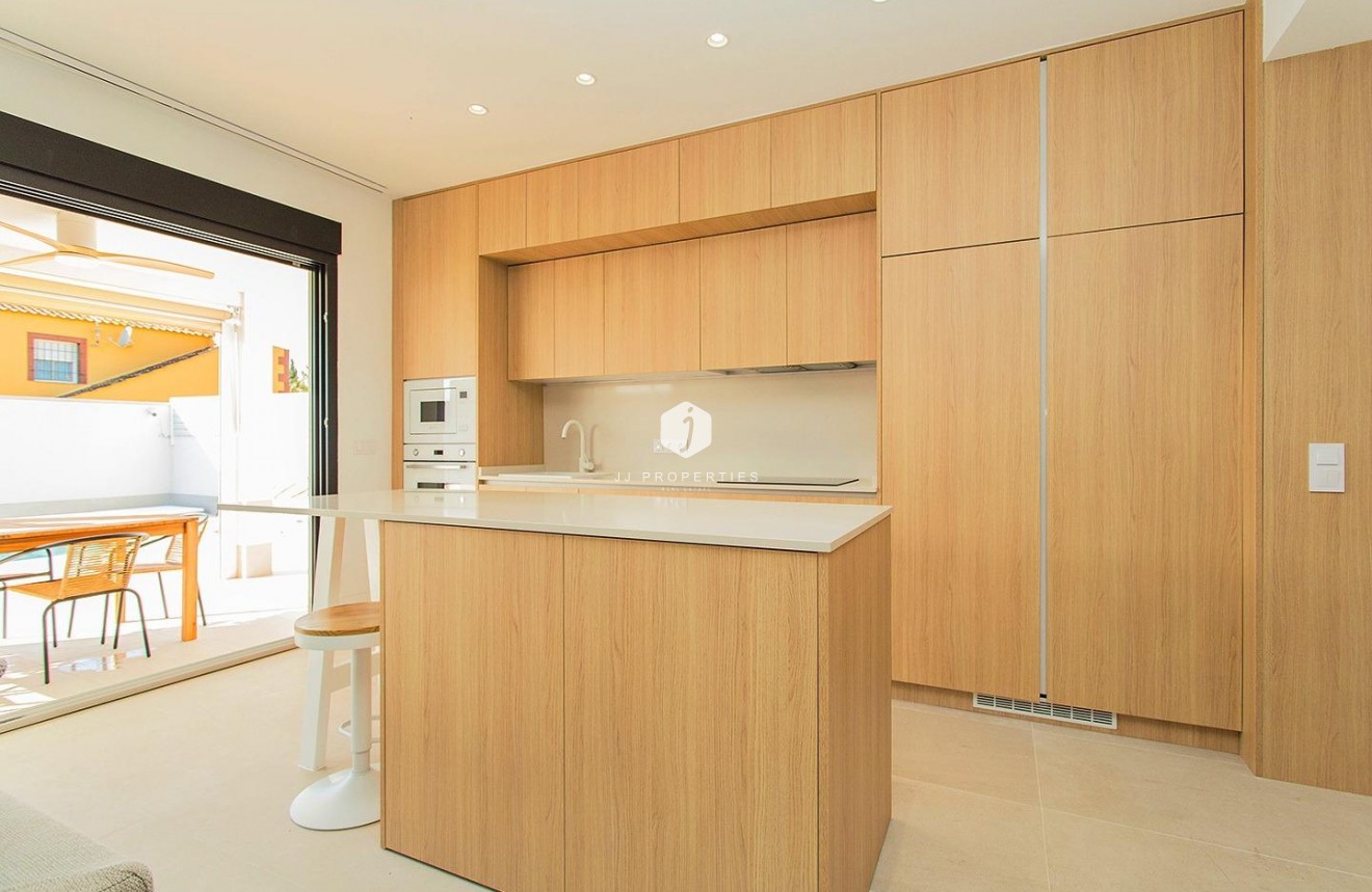 Segunda mano - Chalet -
Torrevieja - La siesta