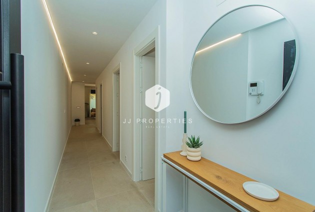 Segunda mano - Chalet -
Torrevieja - La siesta