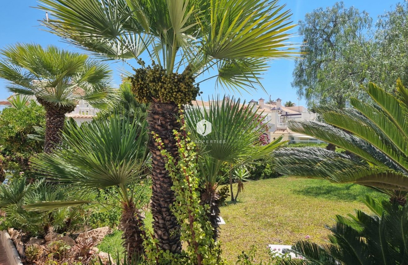 Tweedehands - Appartement / flat -
Torrevieja - Los Balcones - Los Altos del Edén