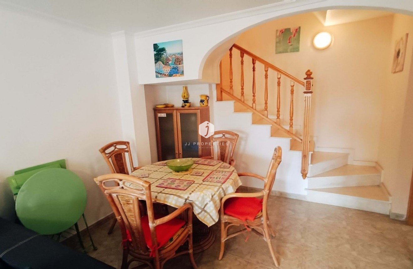 Tweedehands - Chalet -
Playa Flamenca - Costa Blanca