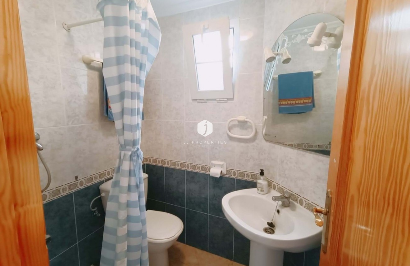 Tweedehands - Chalet -
Playa Flamenca - Costa Blanca