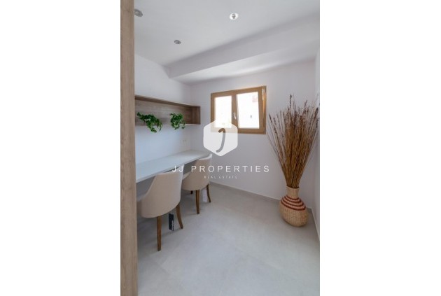 Tweedehands - Villa -
Torrevieja - Costa Blanca