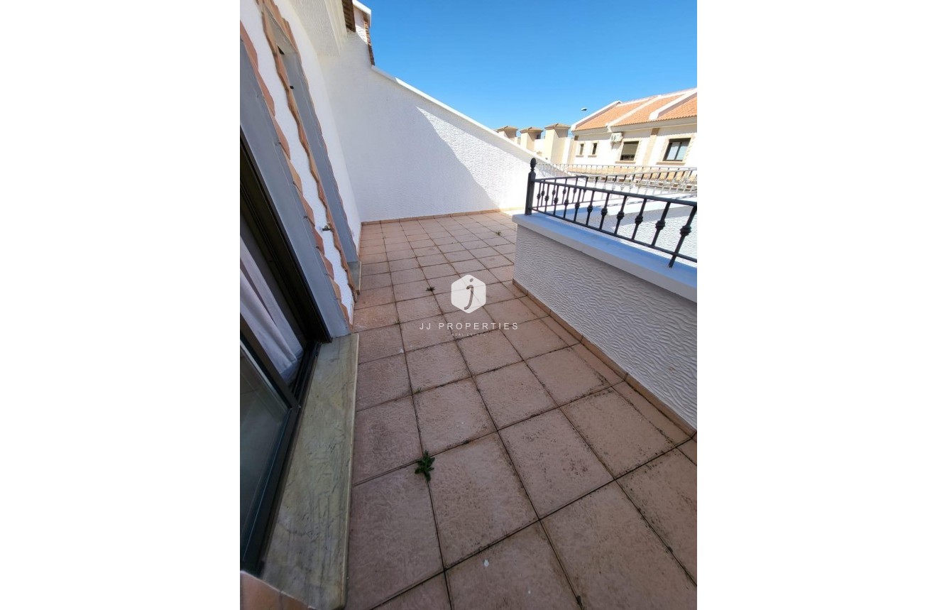 Segunda mano - Villa -
San Miguel de Salinas - Cerro Del Sol