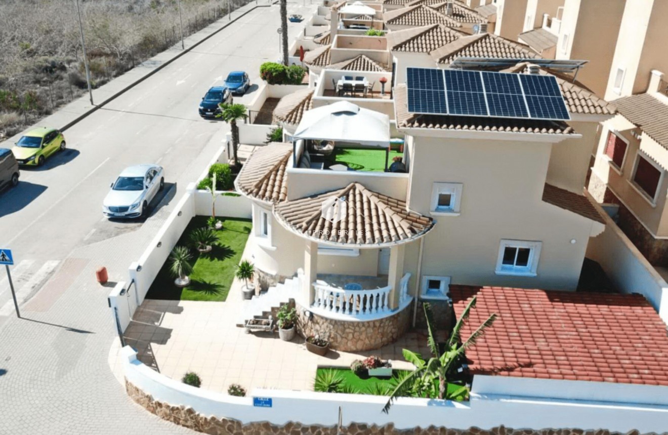 Tweedehands - Chalet -
San Miguel de Salinas - Mirador De San Miguel