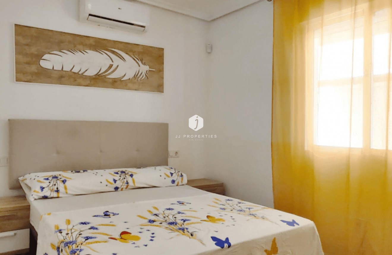 Tweedehands - Chalet -
San Miguel de Salinas - Mirador De San Miguel