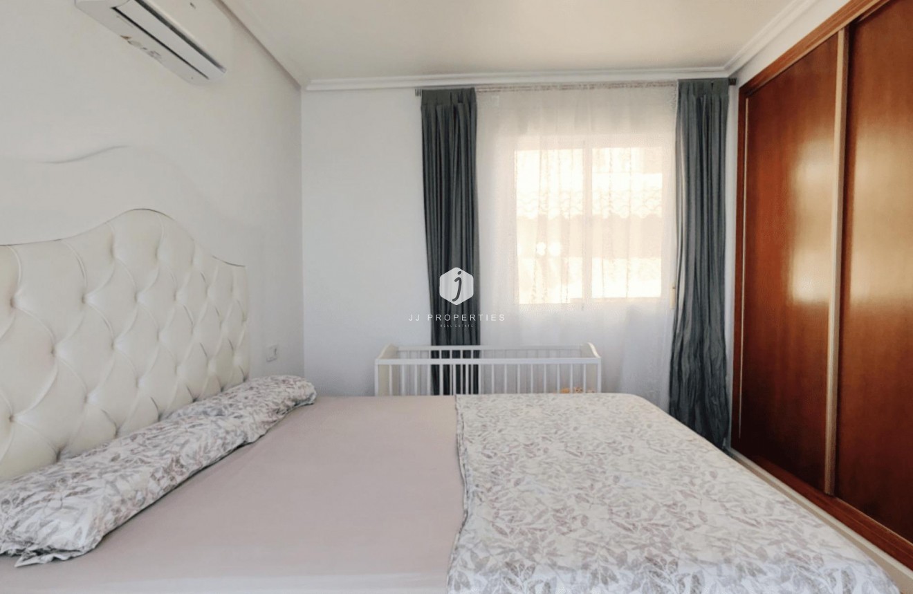 Tweedehands - Chalet -
San Miguel de Salinas - Mirador De San Miguel