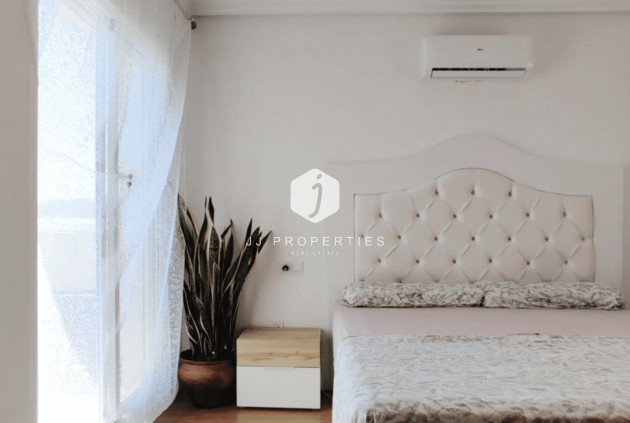 Tweedehands - Chalet -
San Miguel de Salinas - Mirador De San Miguel