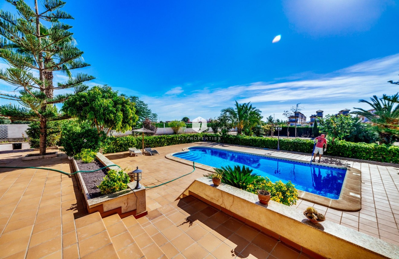 Tweedehands - Villa -
Los Montesinos - Montesinos  Los