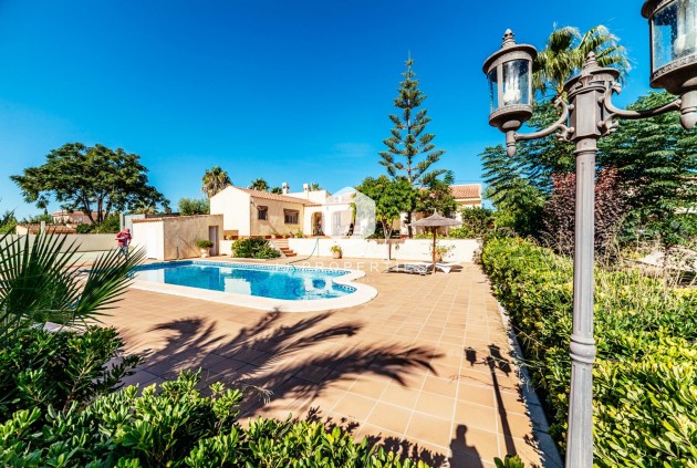 Tweedehands - Villa -
Los Montesinos - Montesinos  Los