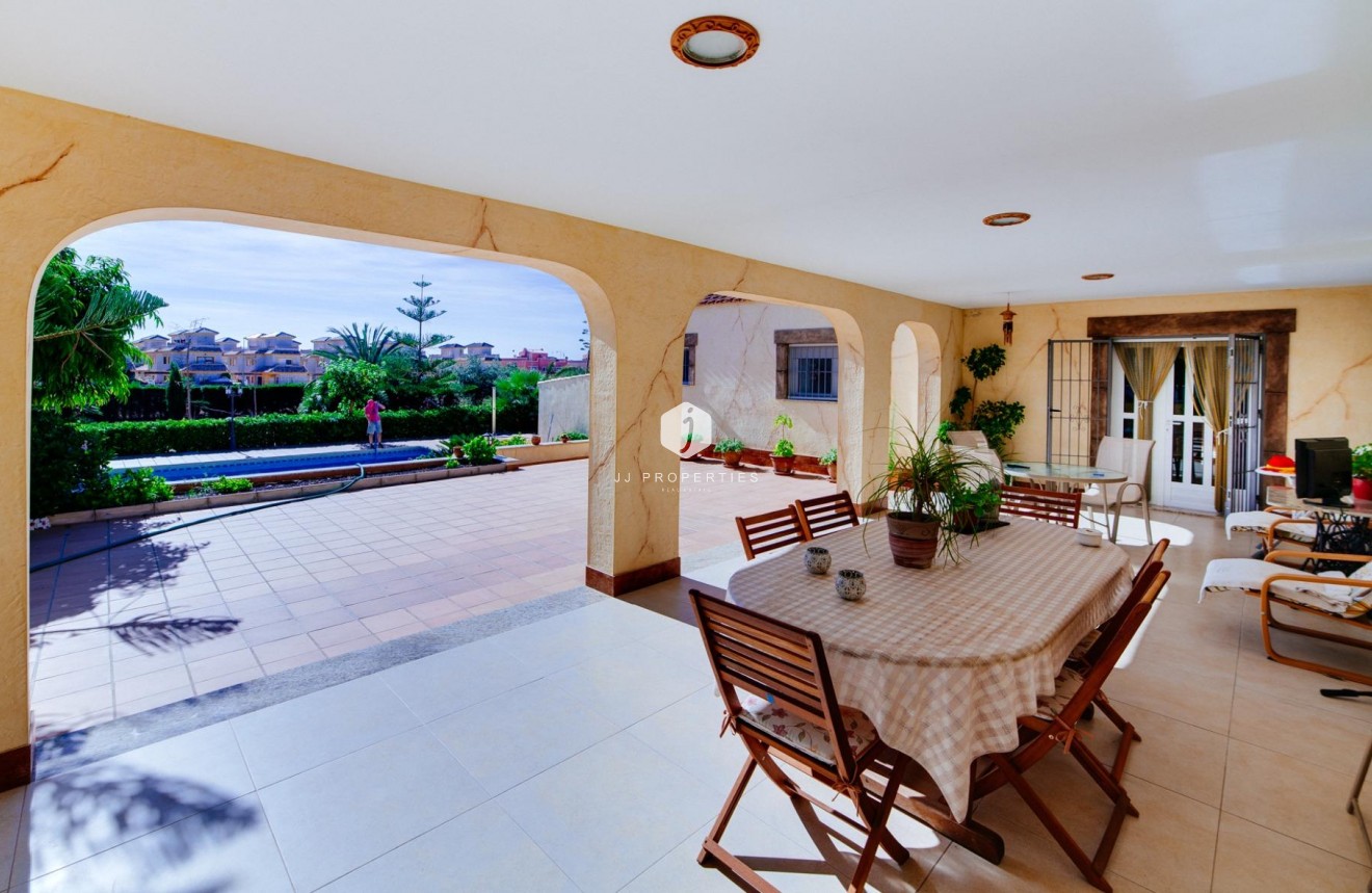 Tweedehands - Villa -
Los Montesinos - Montesinos  Los