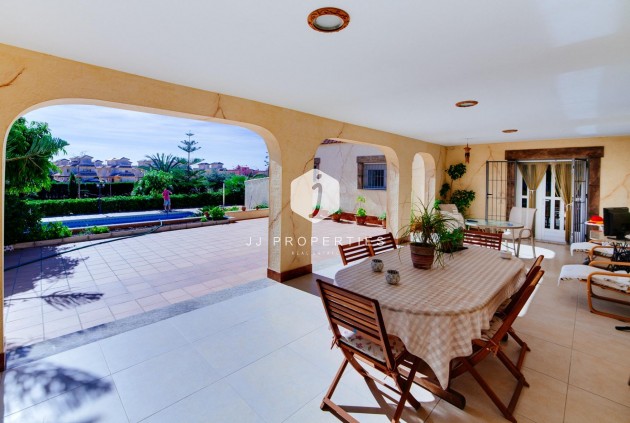 Tweedehands - Villa -
Los Montesinos - Montesinos  Los