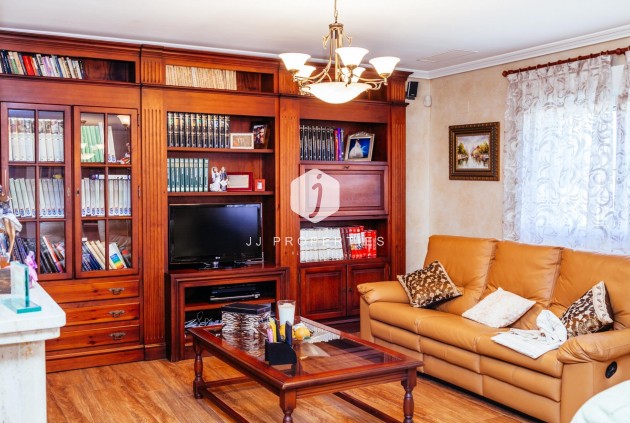 Tweedehands - Villa -
Los Montesinos - Montesinos  Los